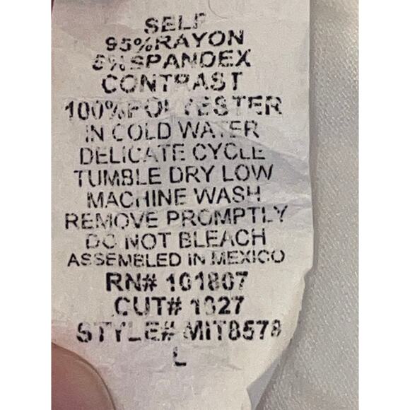 Flower Embellished Blouse by Espresso - Size L - Beautiful Sculped Flowers - Picture 8 of 8